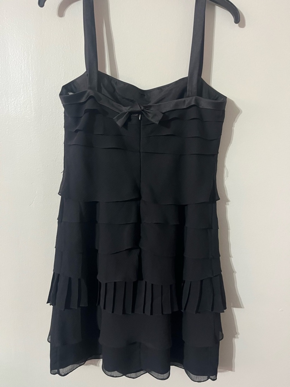 VERA WANG BLACK RUFFLE MIX MEDIUM MINI DRESS SZ 12 (MISSING BELT) - Picture 2 of 4